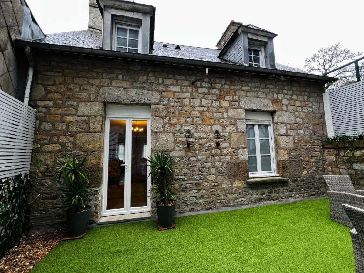 A La Maison - Hebergement De Luxe Domfront  Kültér fotó